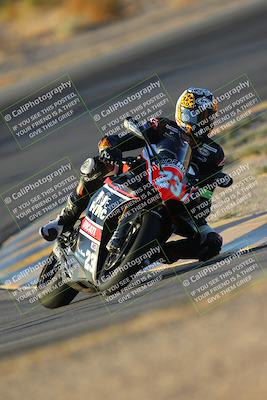 media/Oct-06-2024-Race Pace (Sun) [[d7d39ec7ad]]/1-Turn 10 (730am)/